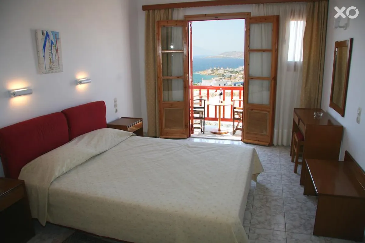 Charissi Hotel