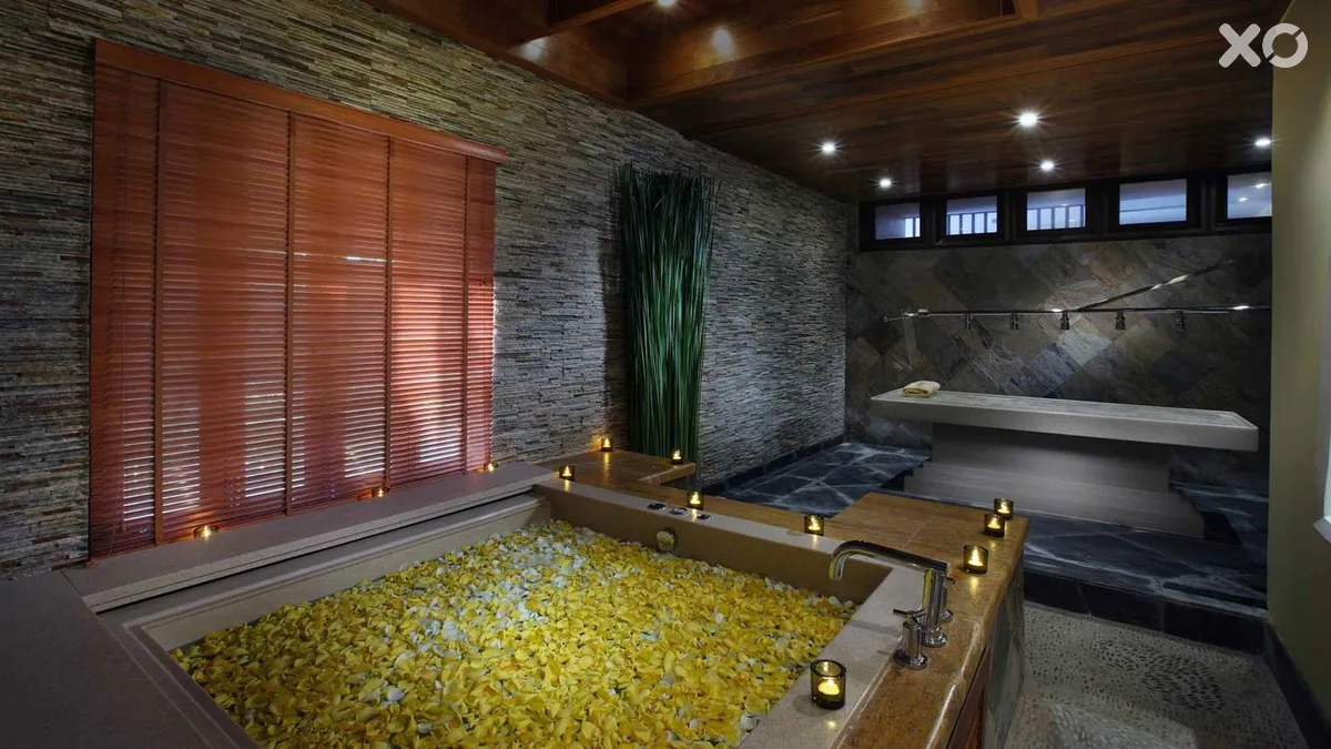 Amari Vogue Resort
