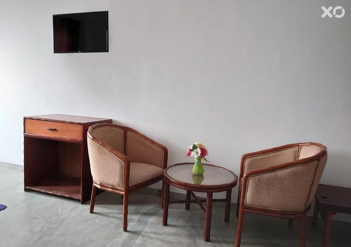 Sea Breeze Hotel