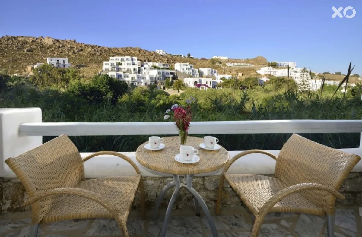 Petinos Hotel