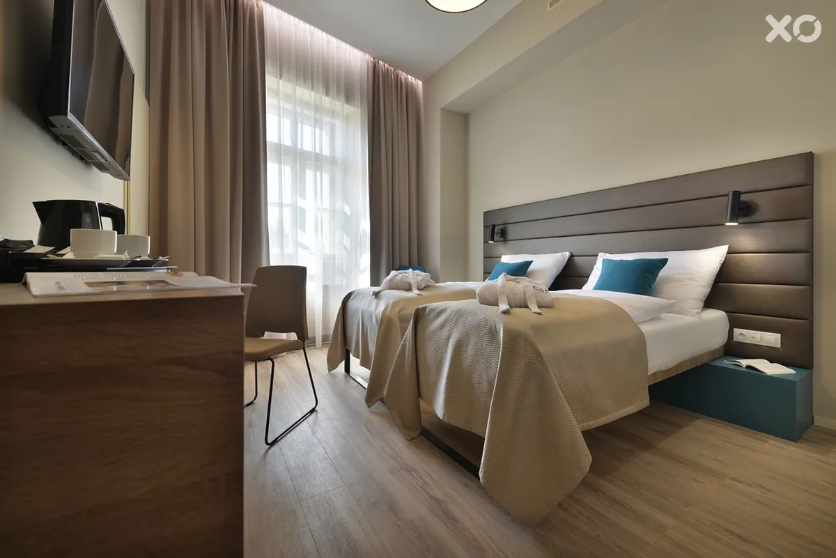EA Hotel New Town