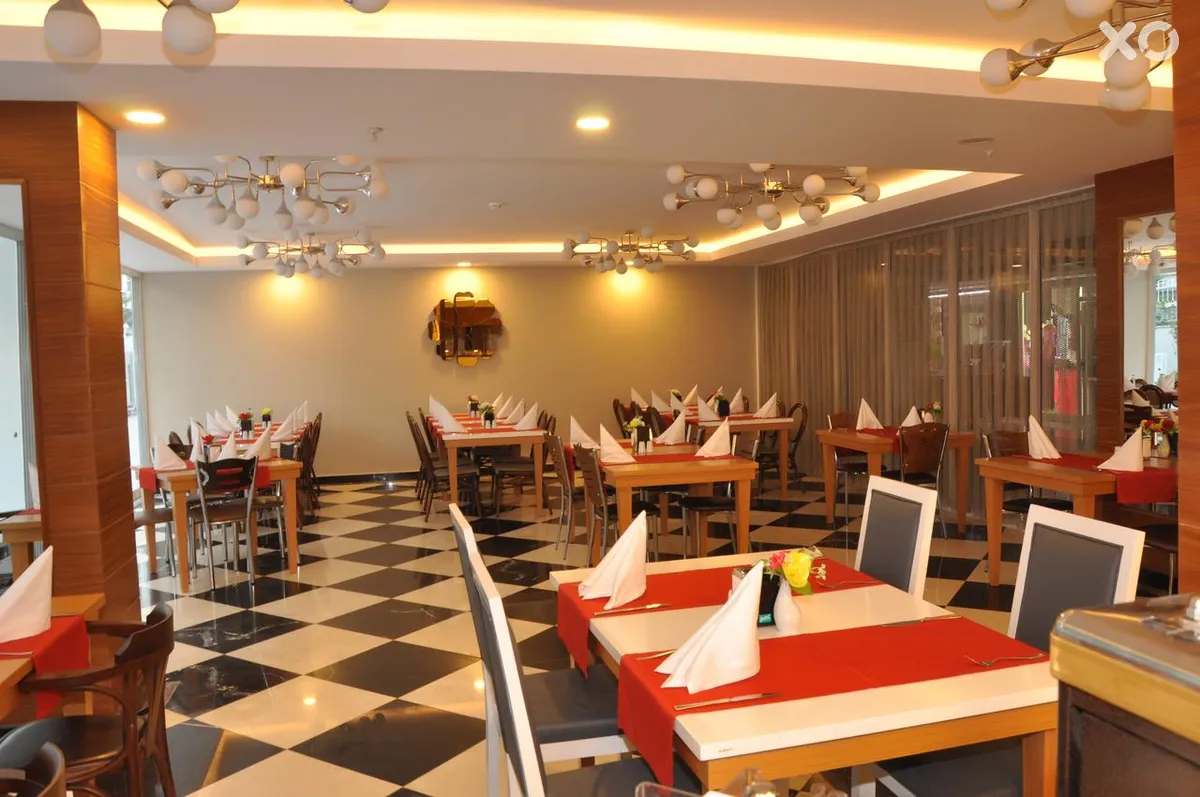 Palm World Resort & Spa Side