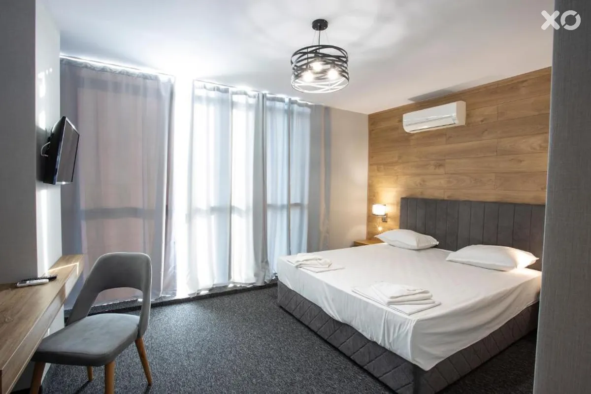 Avenue Hotel Deluxe