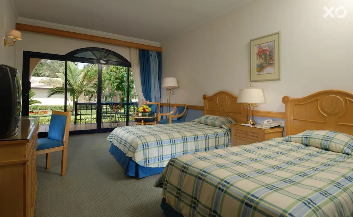 Oasis Hotel