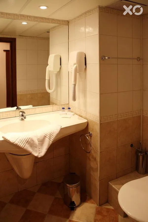 Yunona Hotel