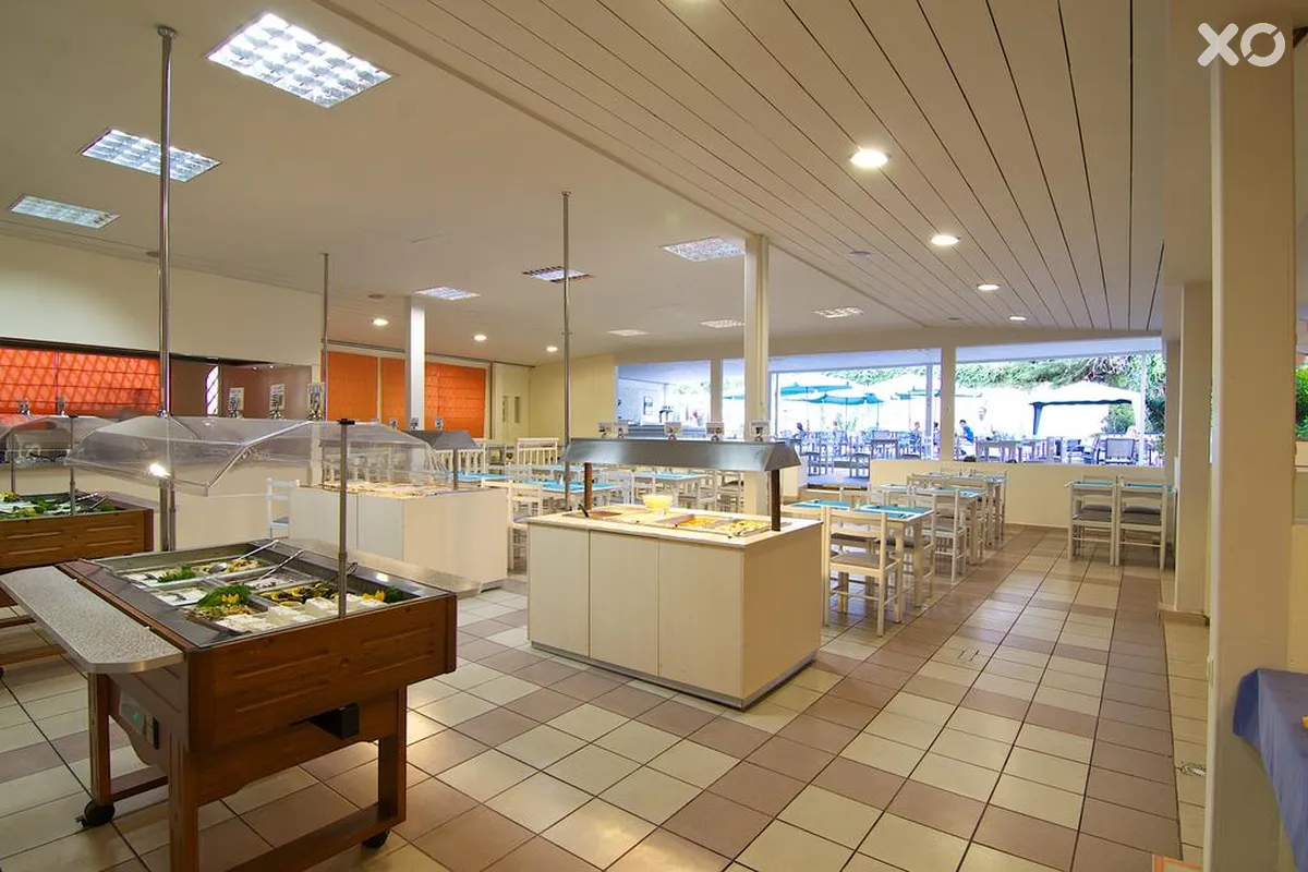 Iro Hotel