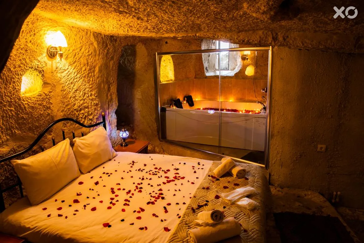 Unicorn Cave Hotel