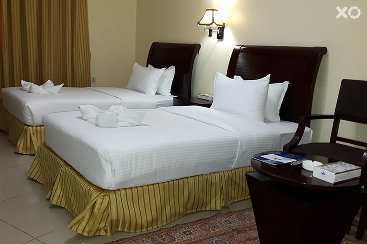 Crown Palace Hotel