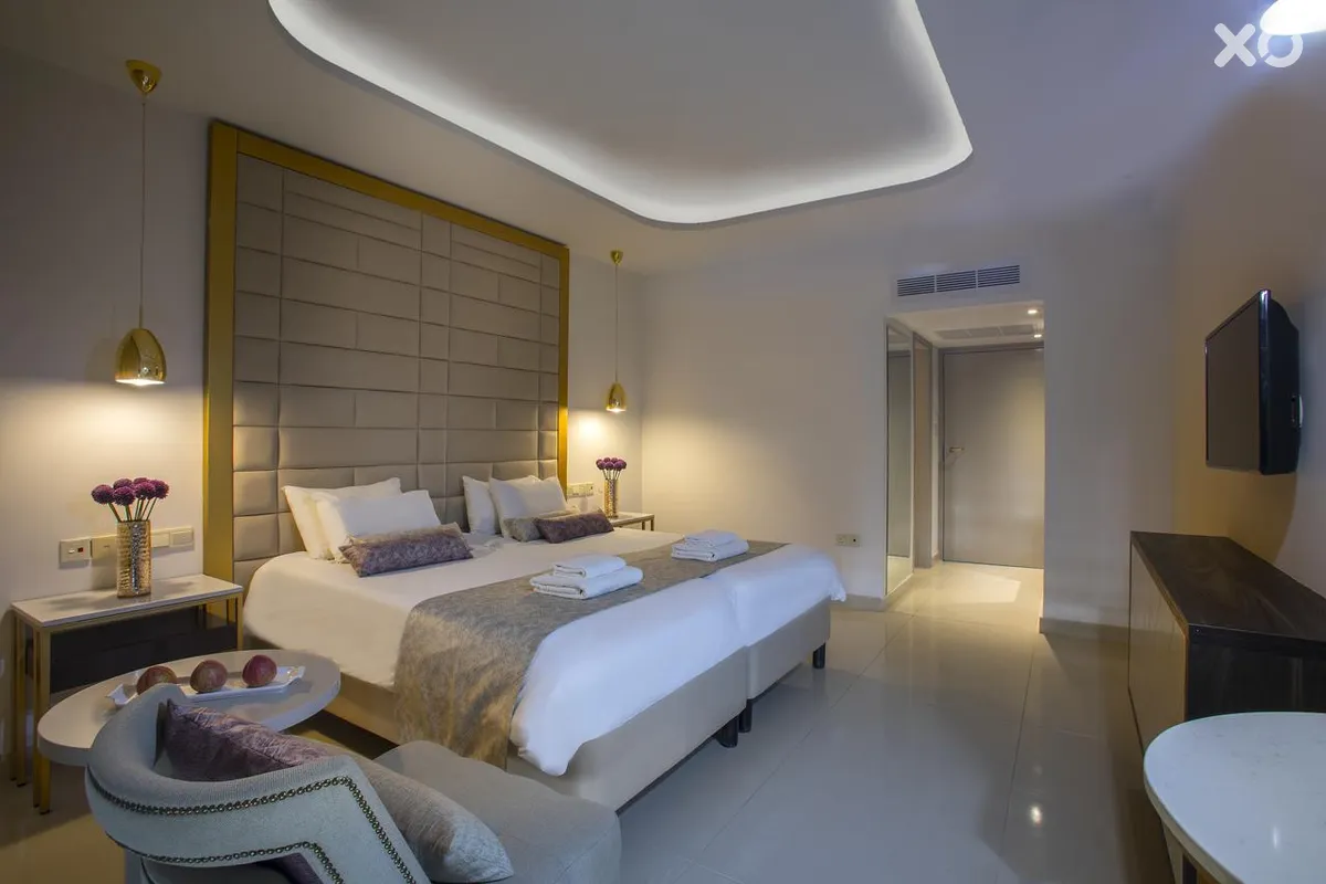Constantinos The Great Beach Hotel