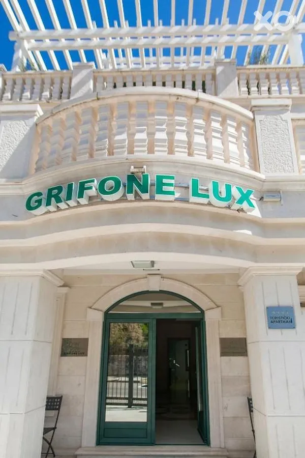 Grifone Lux