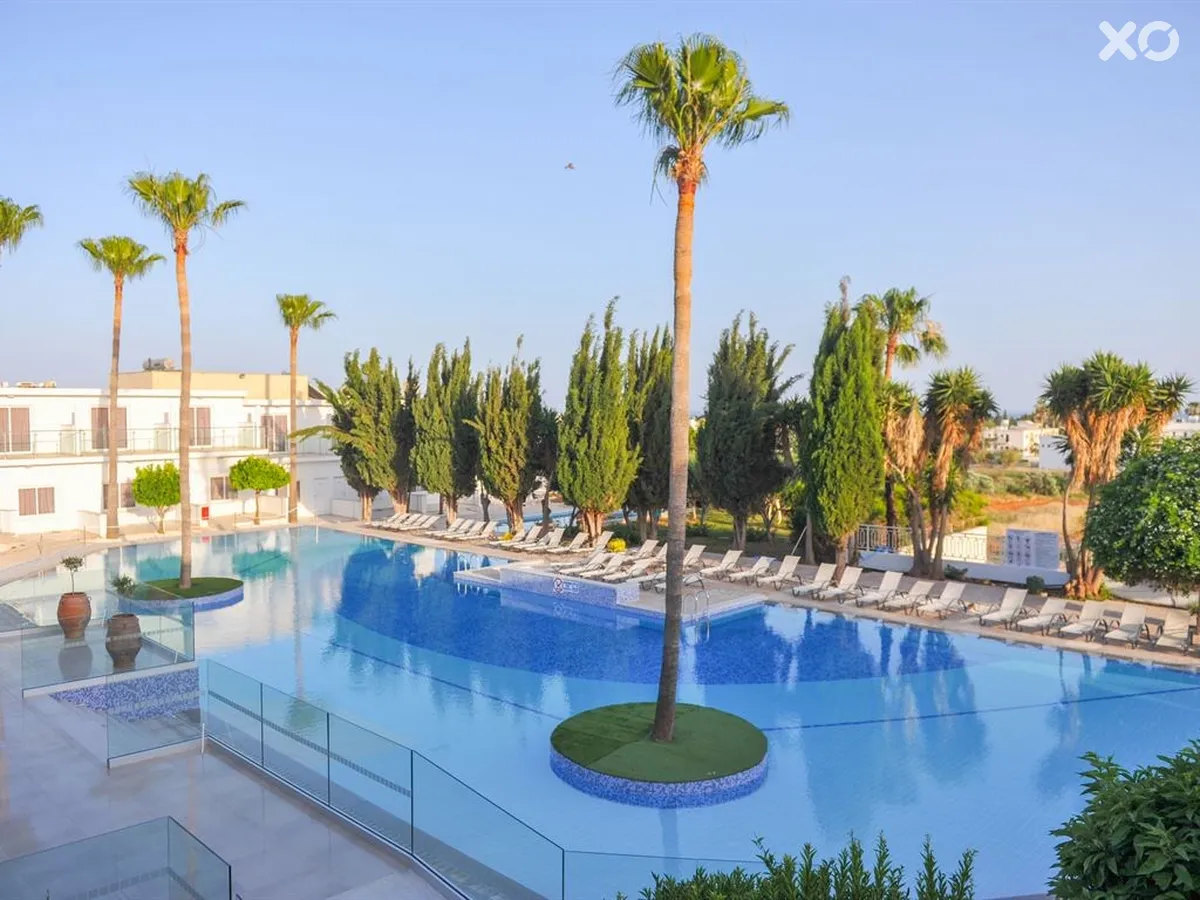 Fedrania Gardens Hotel