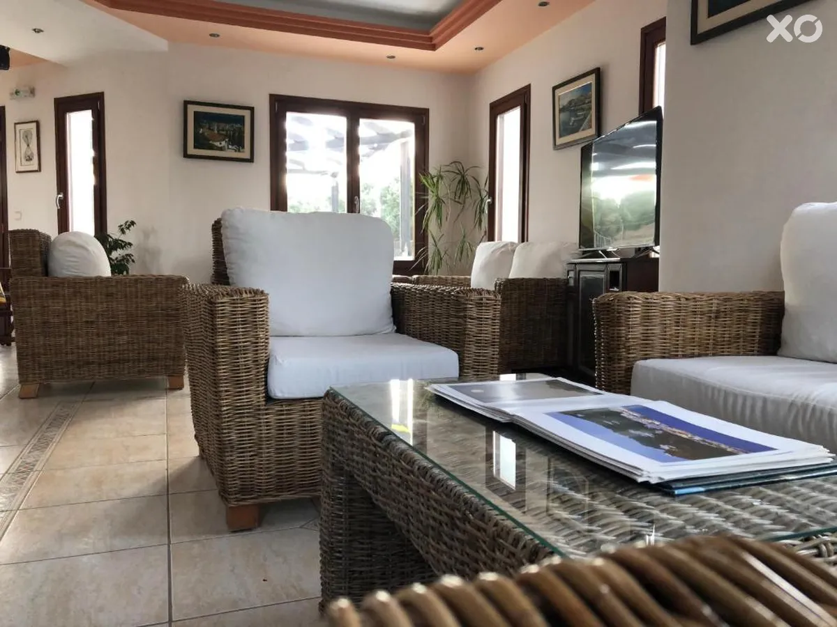 Kyma Hotel
