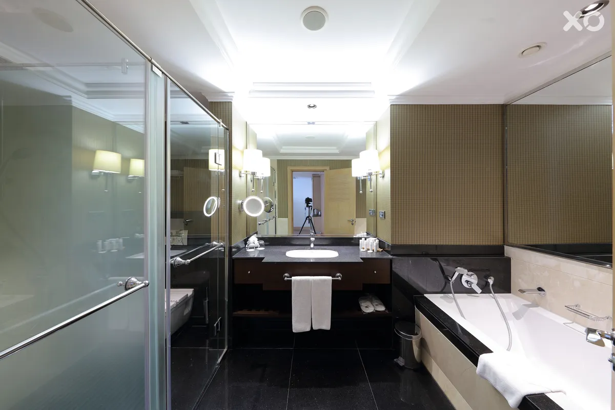 Juju Premier Palace