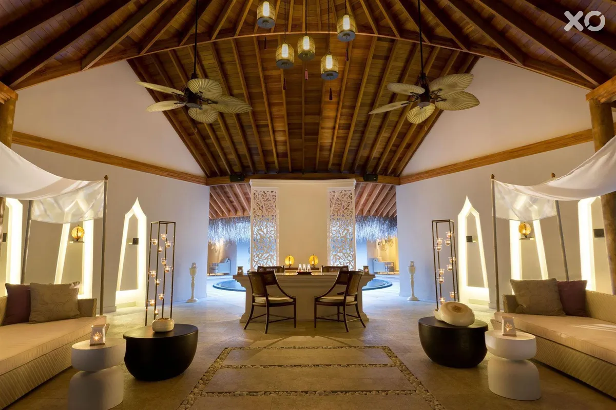 Dusit Thani Maldives Hotel