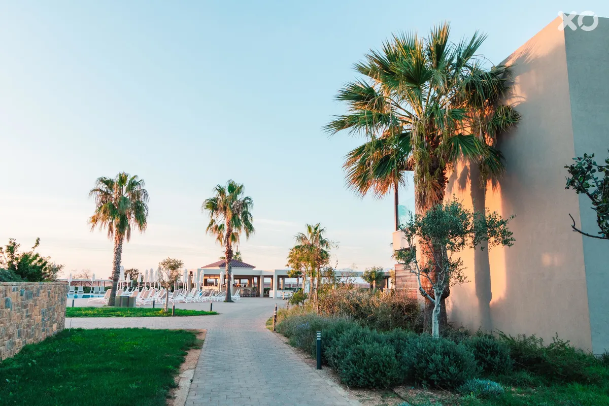 Almyros Beach Resort & Spa