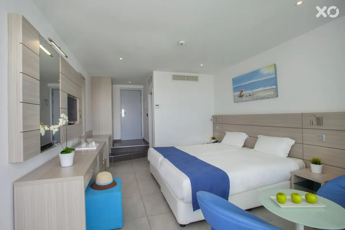 Limanaki Beach Hotel