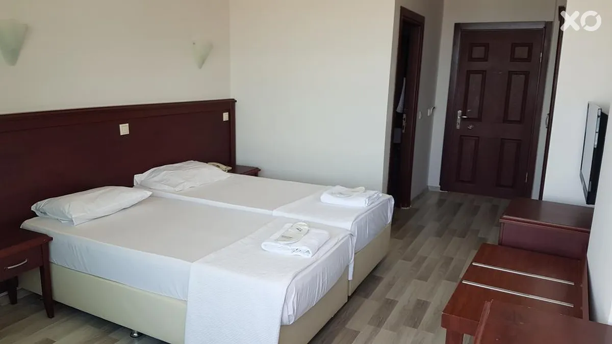 Acropol Beach Hotel