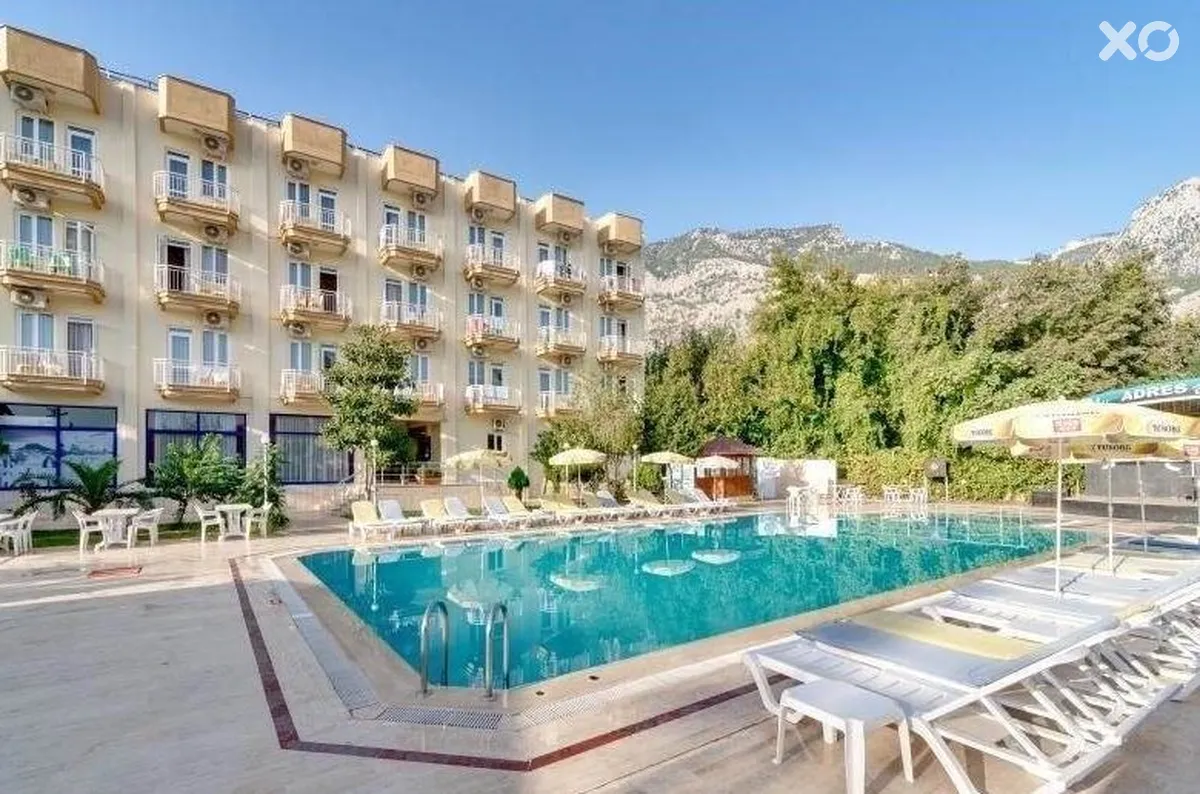 Tal Beach Hotel
