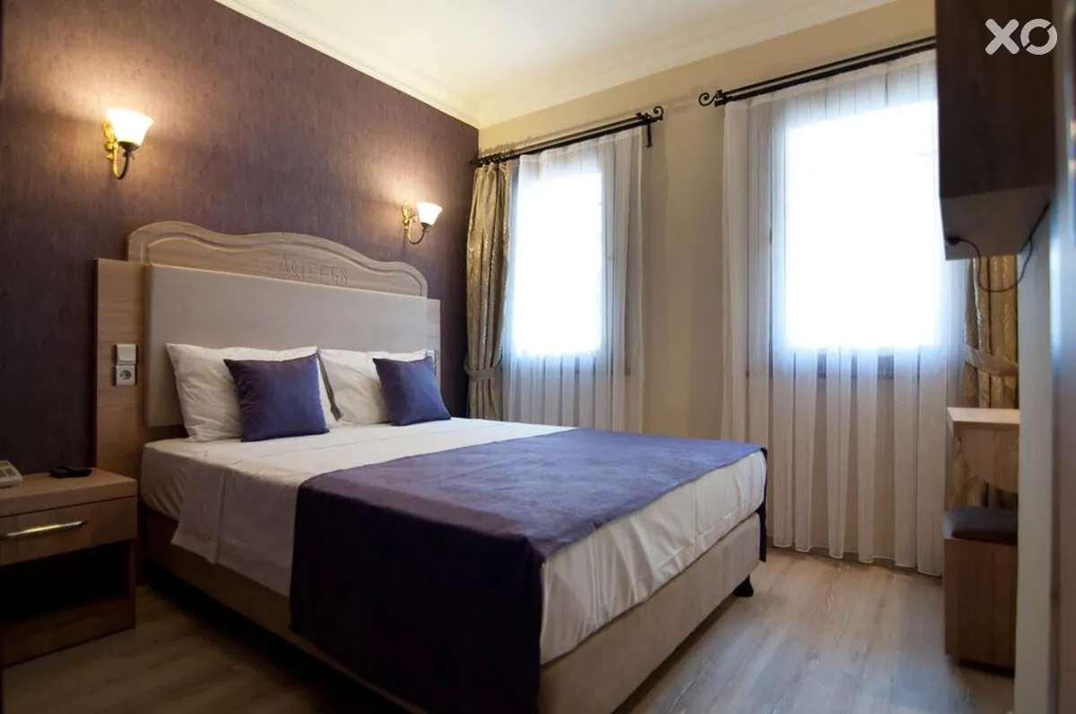 Artefes Hotel