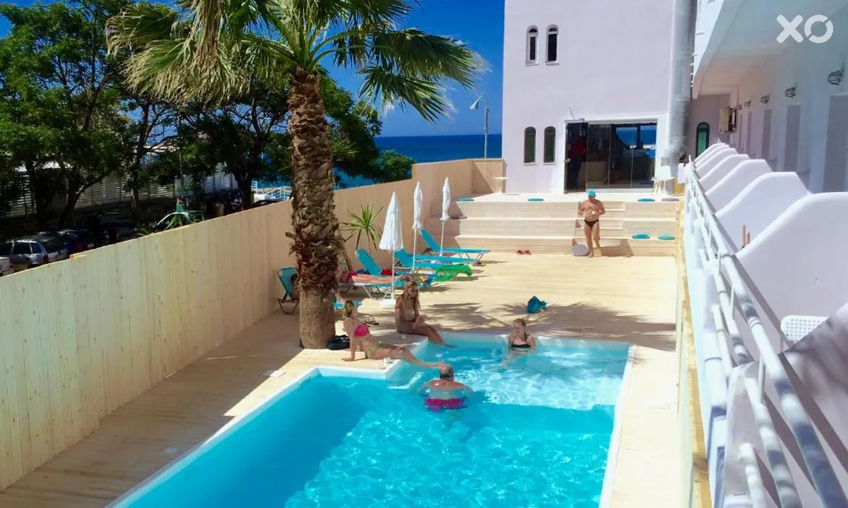 Azure Mare Hotel