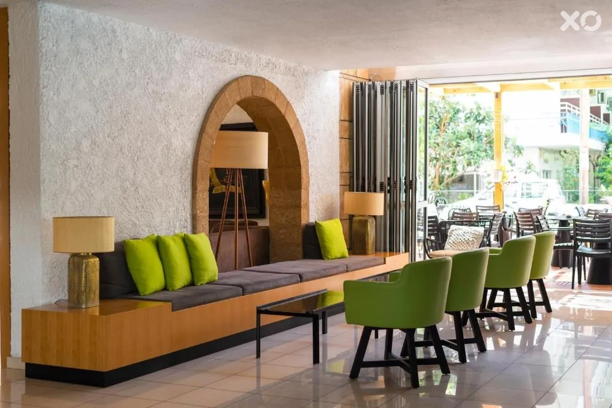 Athena Hotel