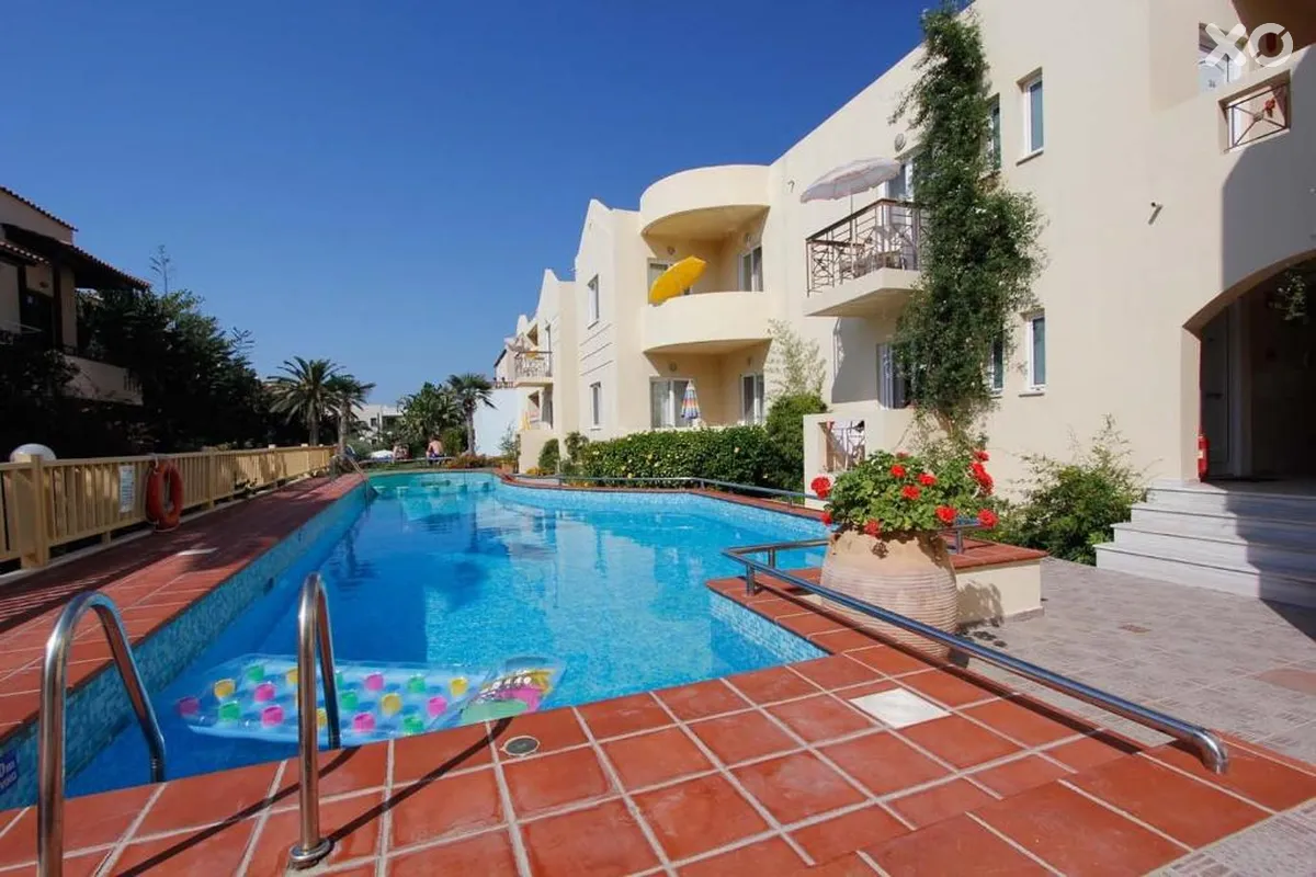 Lambrinos Suites