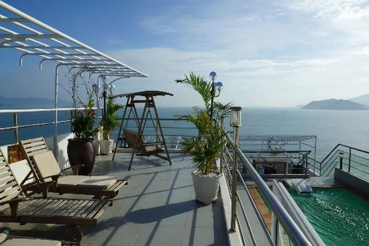 Golden Rain Hotel
