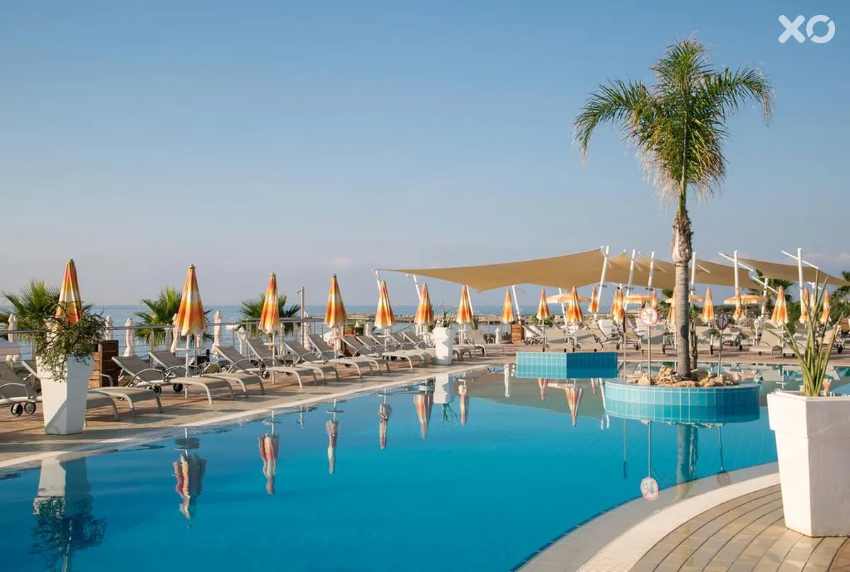 Asterias Beach Hotel