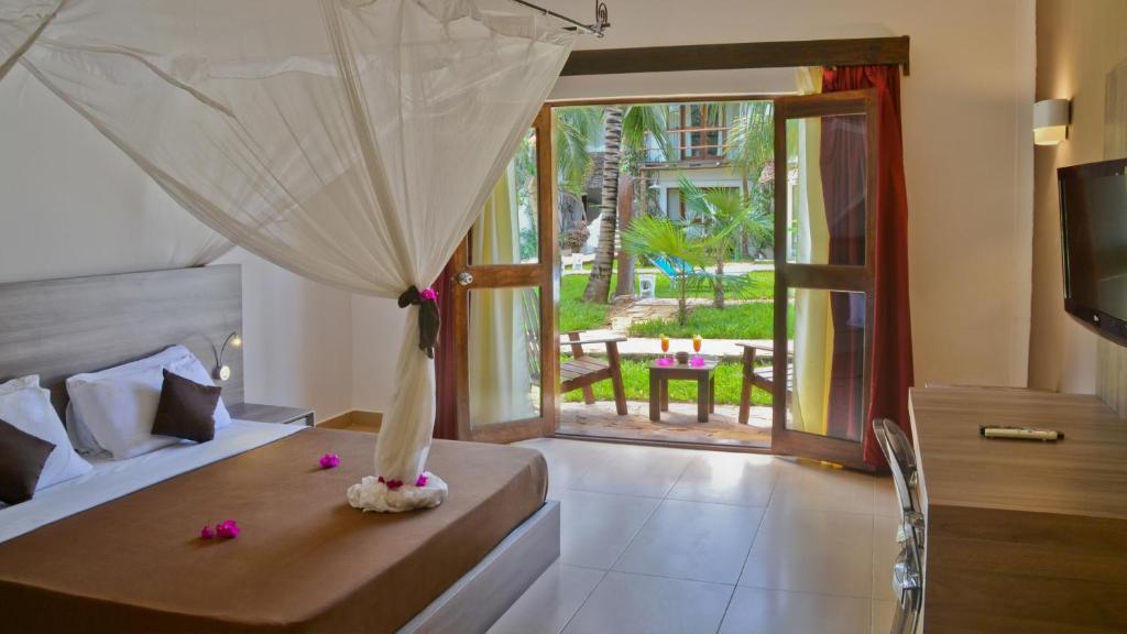 Голубая мечта Занзибара! Солнце, песок и уют в MyBlue