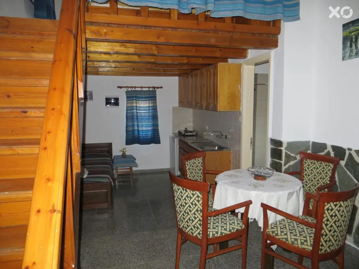 Nicolas Apartments