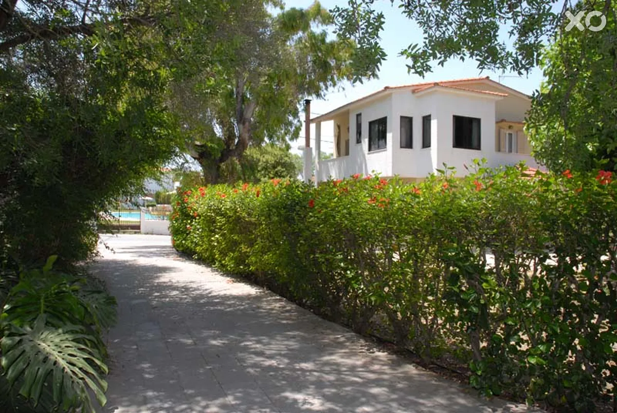 Niki Hotel Apartments