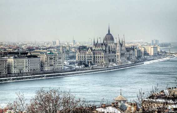 Будапешт і Відень для короткої втечі! Екскурсії, місцеві смаки та вечірні вулиці