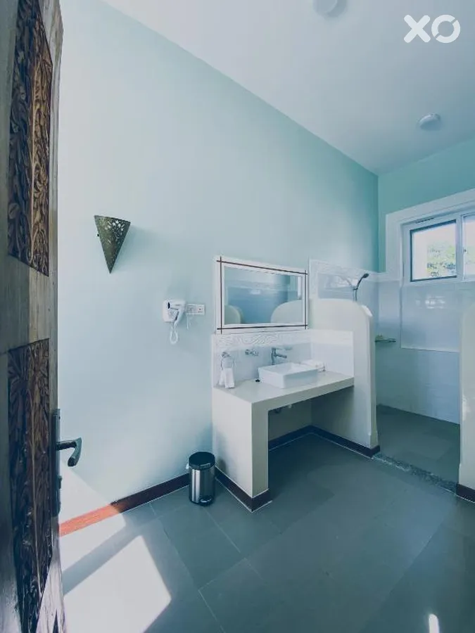 The Golden Blue Luxury Hotel