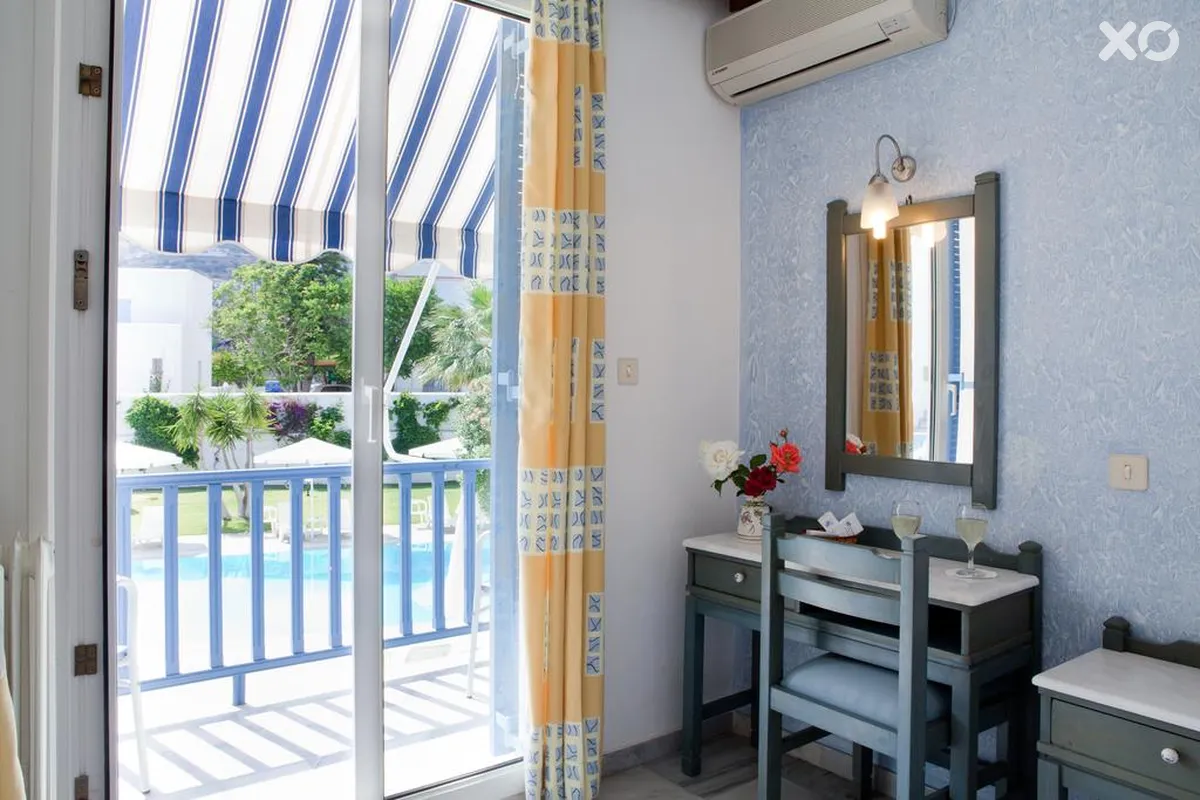 Polos Hotel