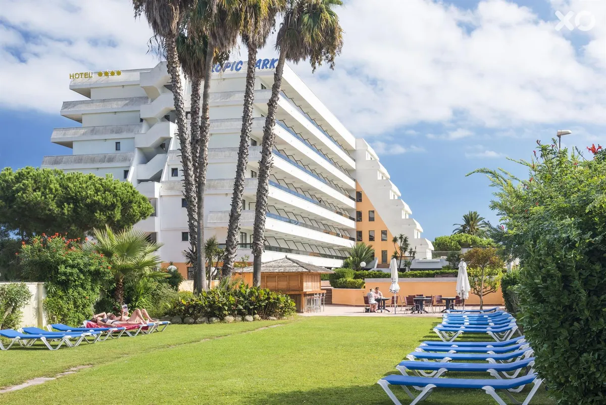Tropic Park Hotel
