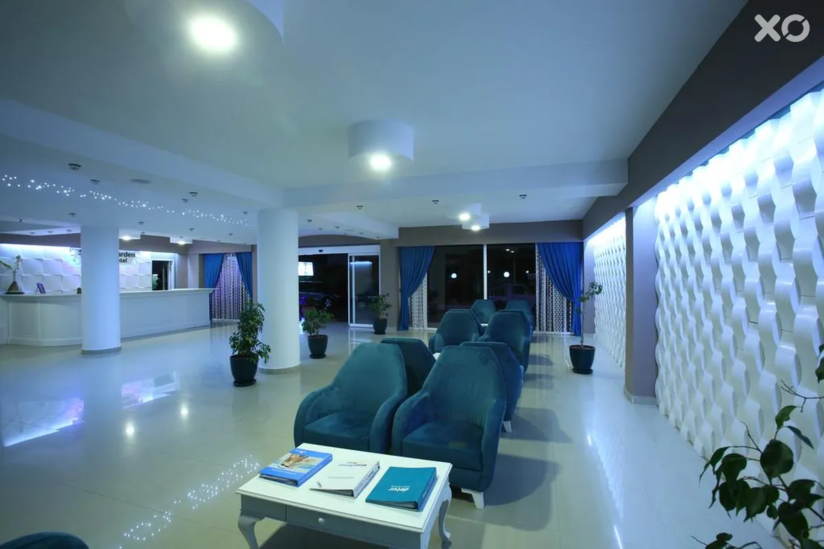 Summer Garden Suites & Beach Hotel