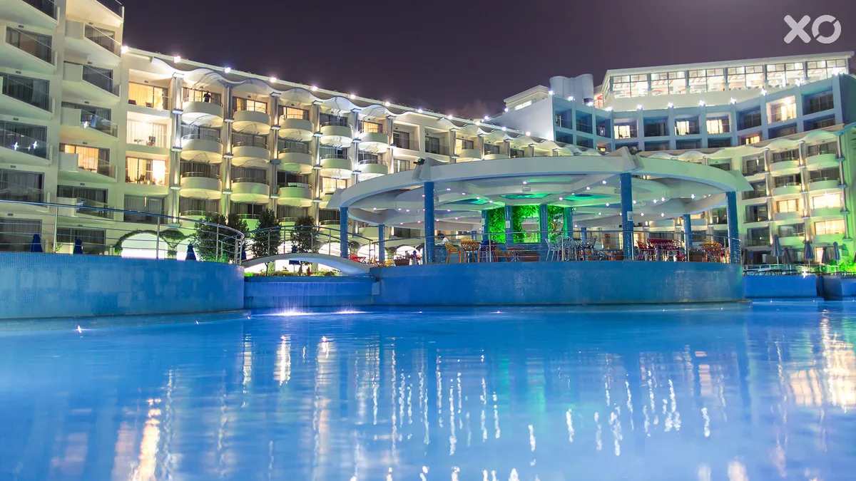 Atrium Platinum Hotel