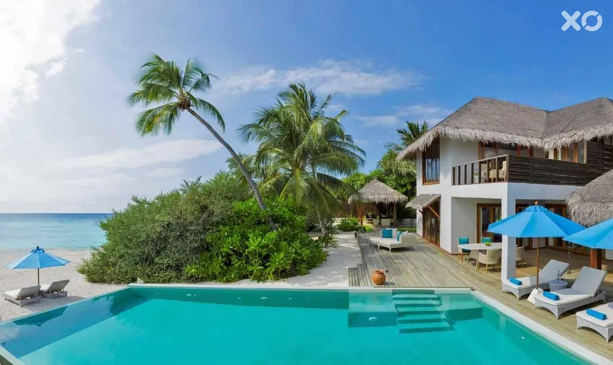 Dusit Thani Maldives Hotel