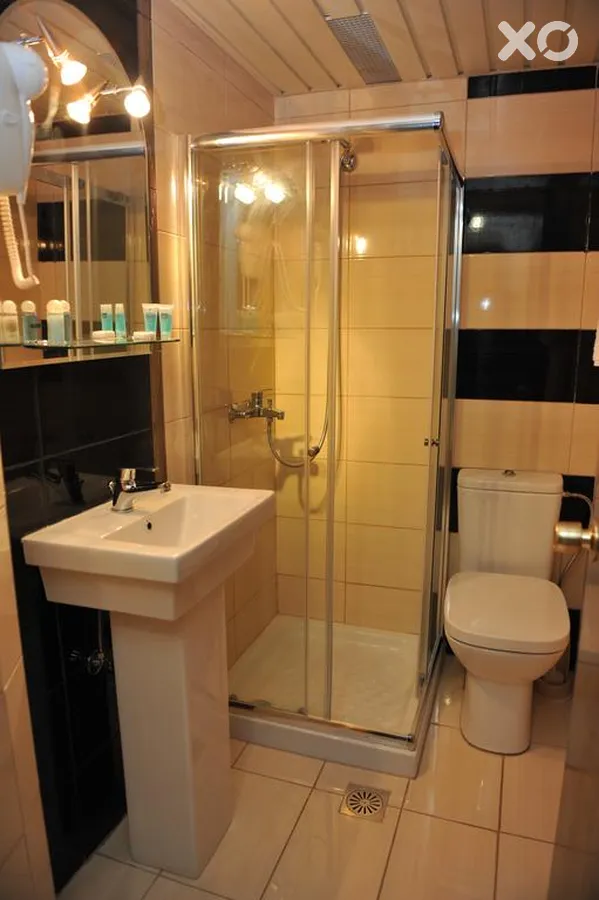 Heleni Beach Hotel