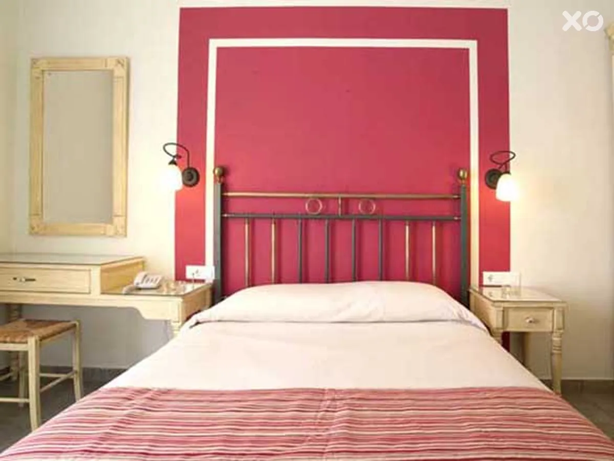 Pelican Town Art Hotel