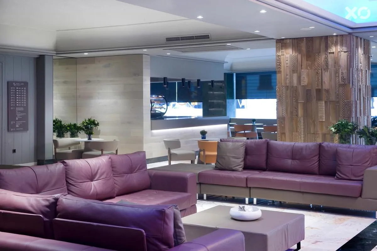 Salles Pere IV Hotel