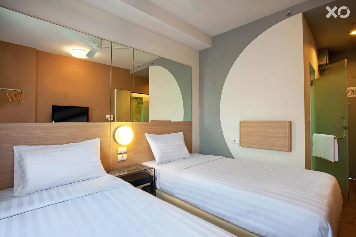 Red Planet Hotel