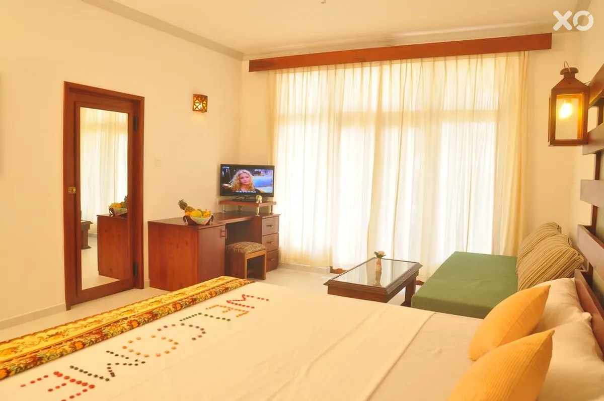 Oasey Beach Hotel