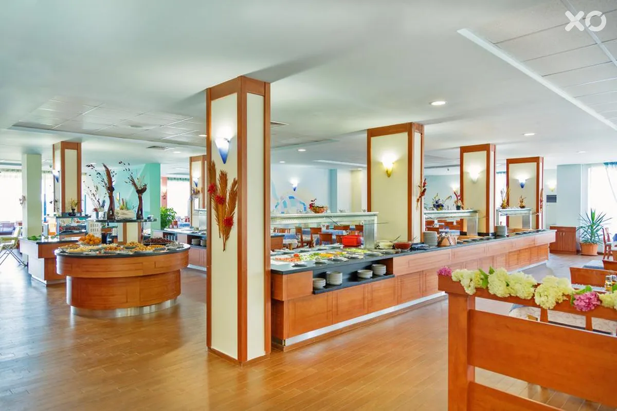Perla Beach Resort Hotel