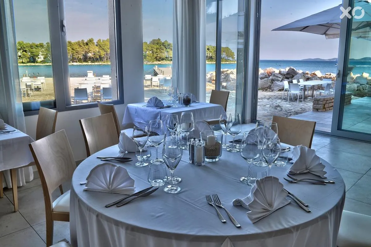Crvena Luka Hotel & Resort (Crvena Luka Apartments & Villas)