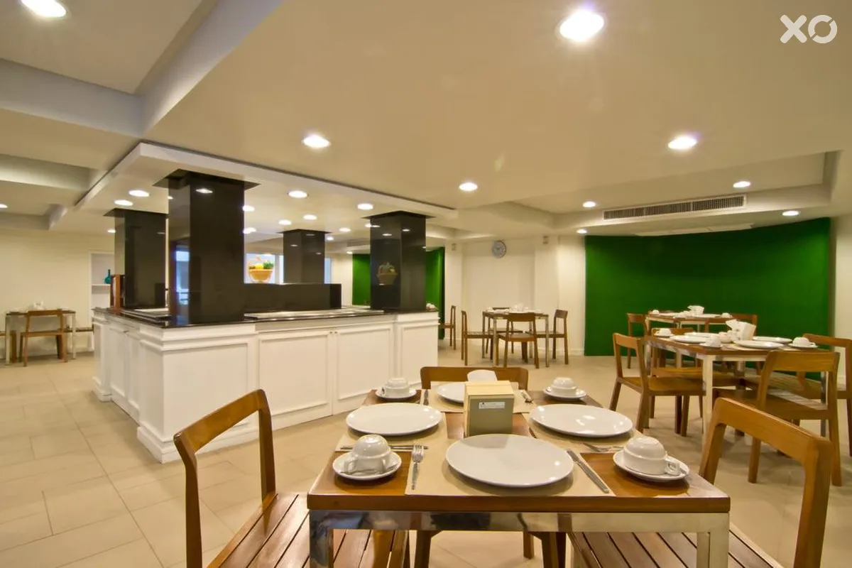Sunshine Hotel & Residences