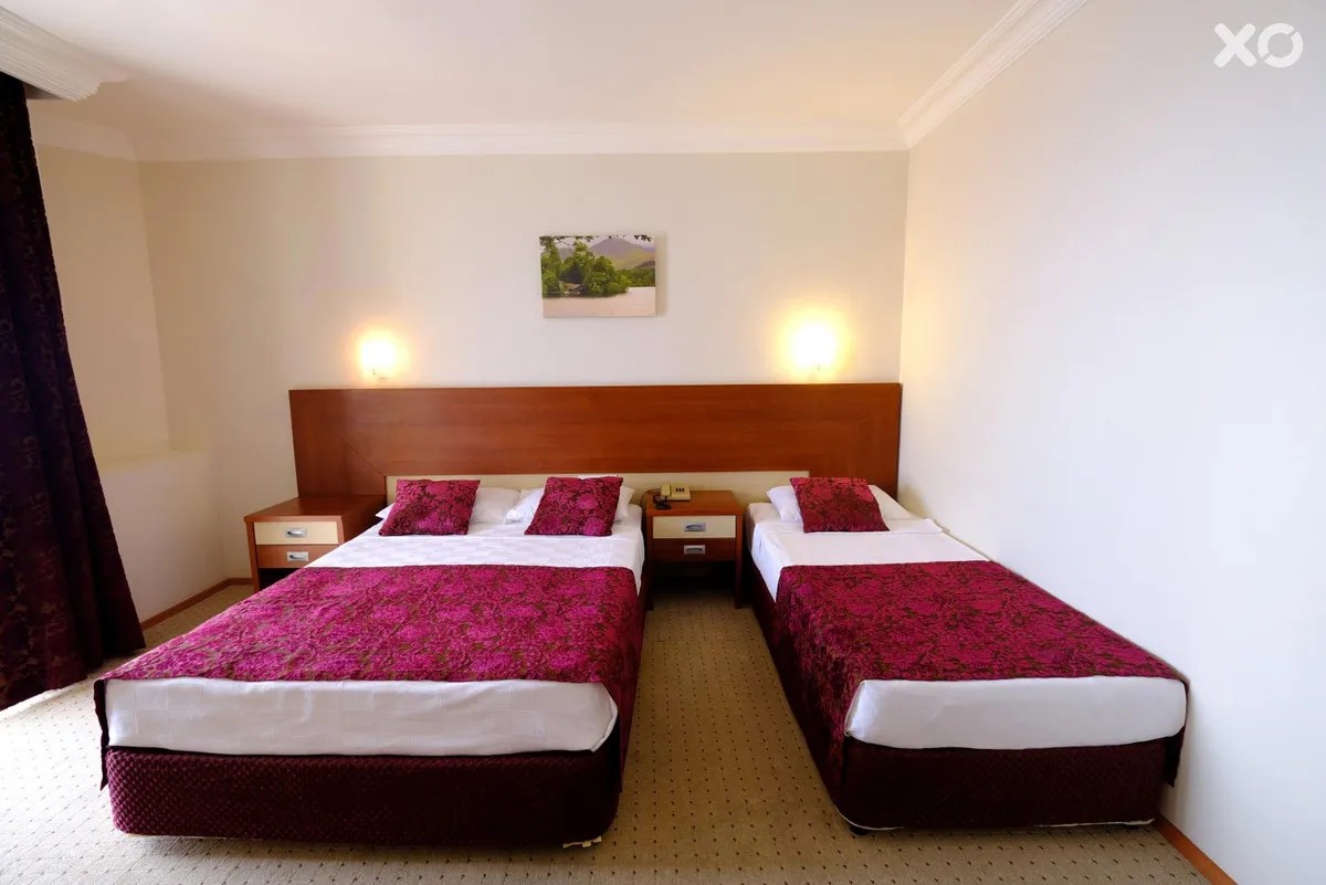 Anitas Beach Hotel