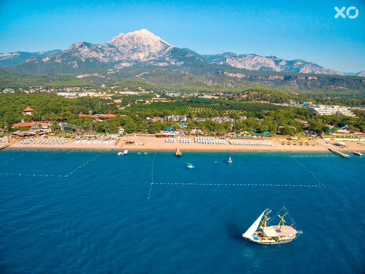 Pirate's Beach Club