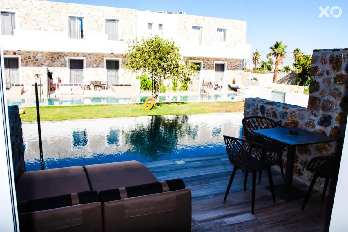 Sunshine Hotel