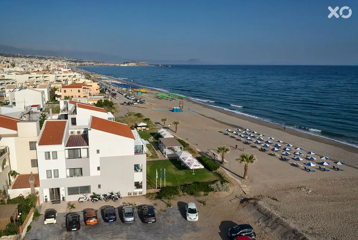 Iperion Beach Hotel